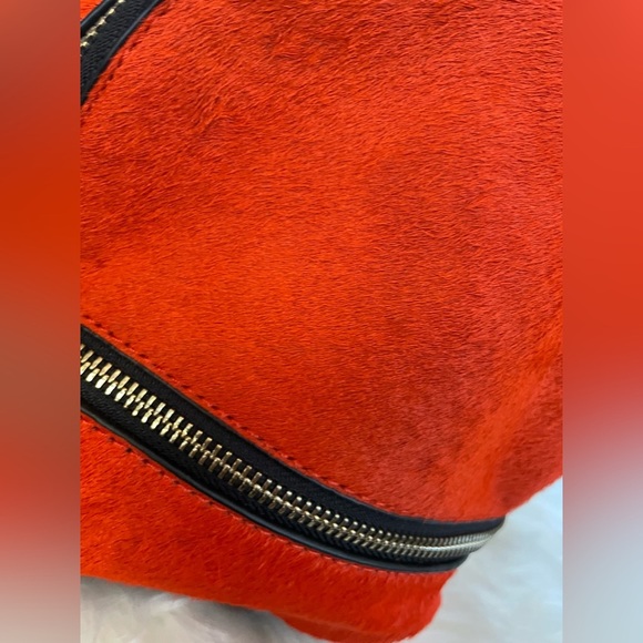 Zara women PONY-STYLE CALFSKIN BACKPACK - Picture 7 of 8